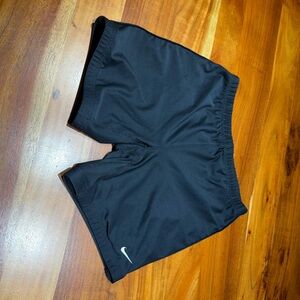 Black Athletic Shorts NIKE small
